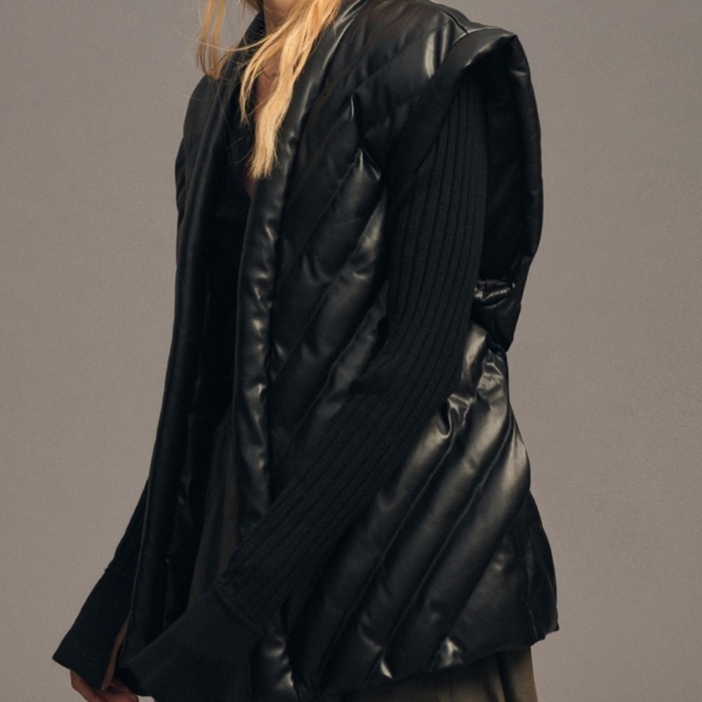 (A8) Blank NYC Under The Radar Puffer Vest, Black, Size L, NWT - Picture 7 of 9